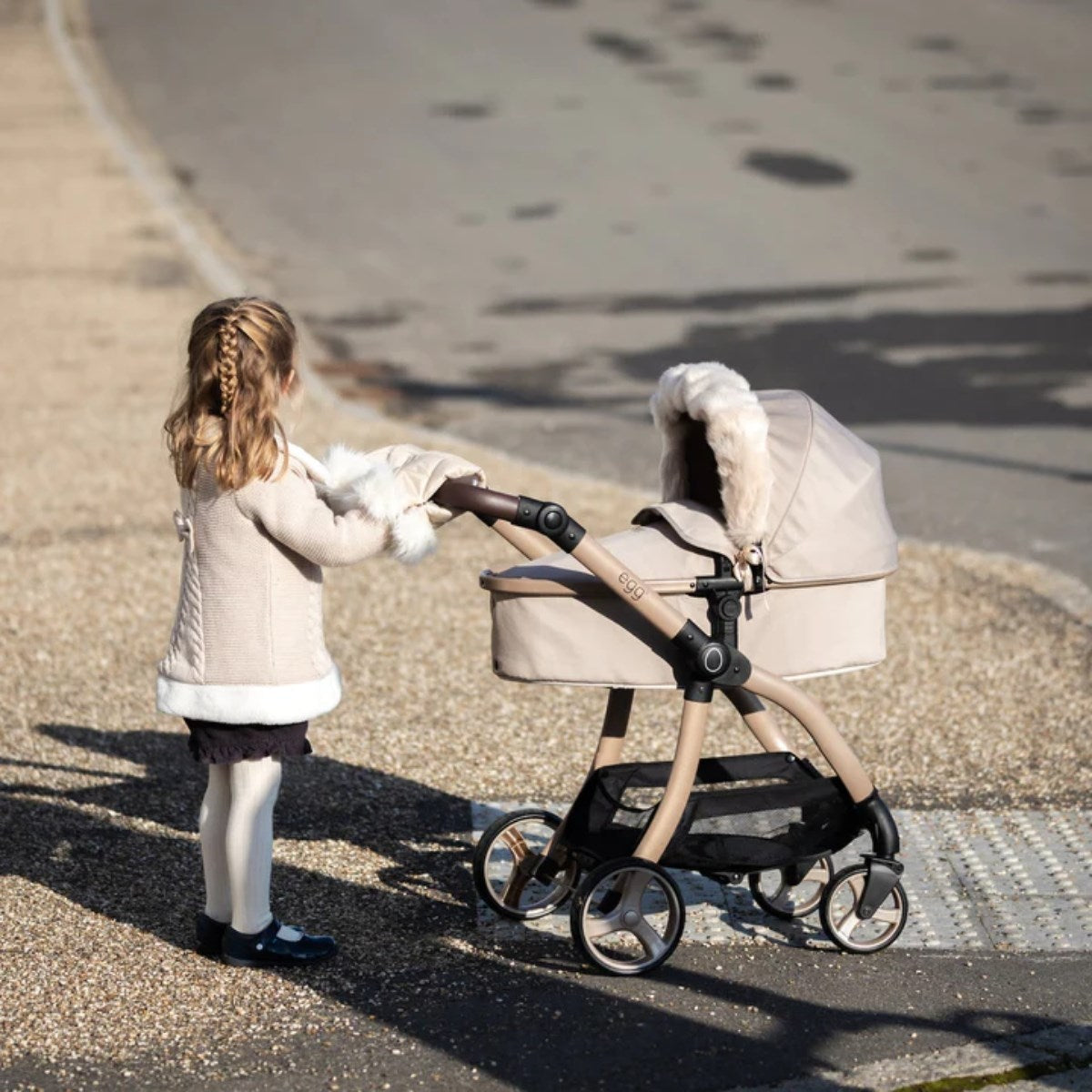 Roma Egg Dolls Pram Fur Accessory Pack